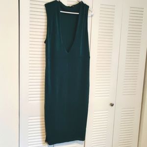 Deep V Cut Boohoo Plus Size Dress, Sleeveless, Stretchable, Dark/Emerald Green